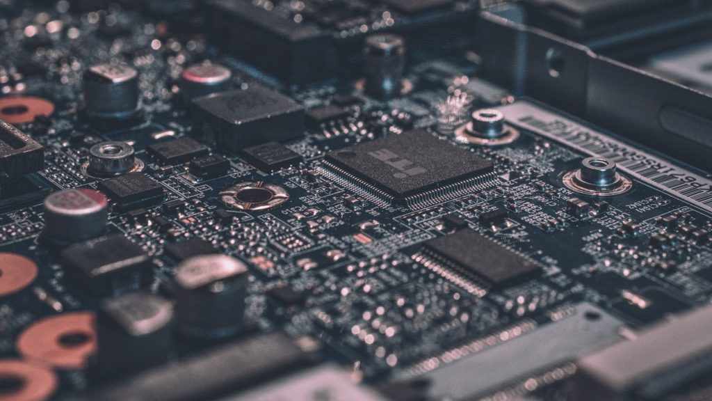 Kaip pasirinkti hostingą verslo svetainei?